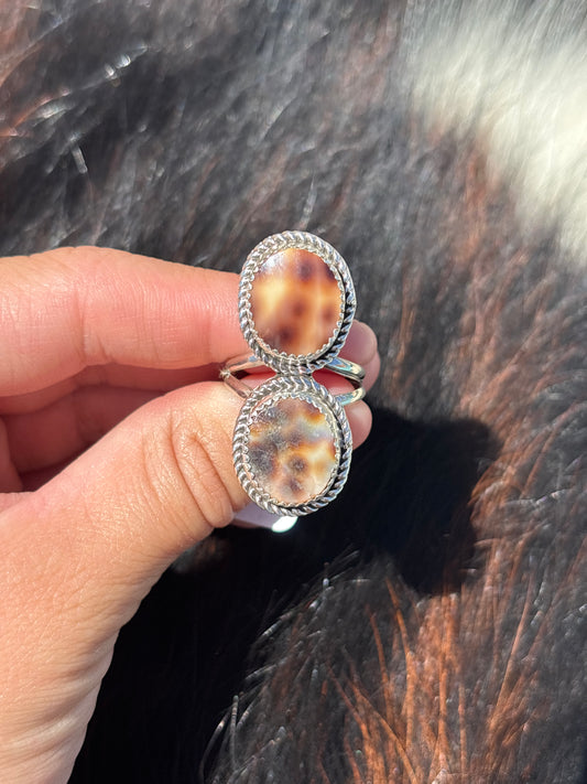Native American, Hand-Made, Cowrie & Sterling Silver Ring