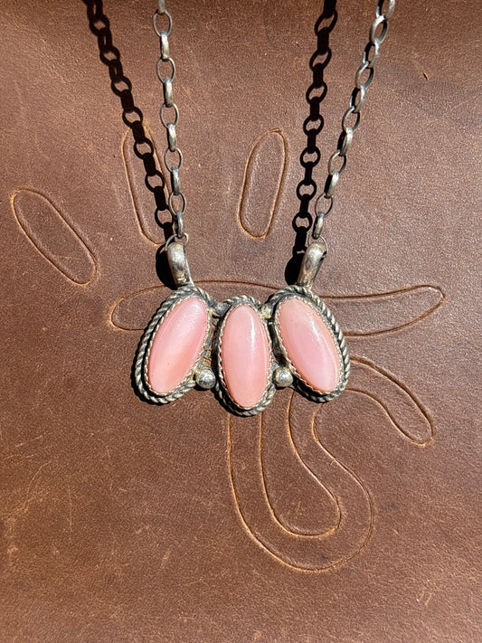 Native American, Hand-Made, Pink Conch & Sterling Silver Necklace