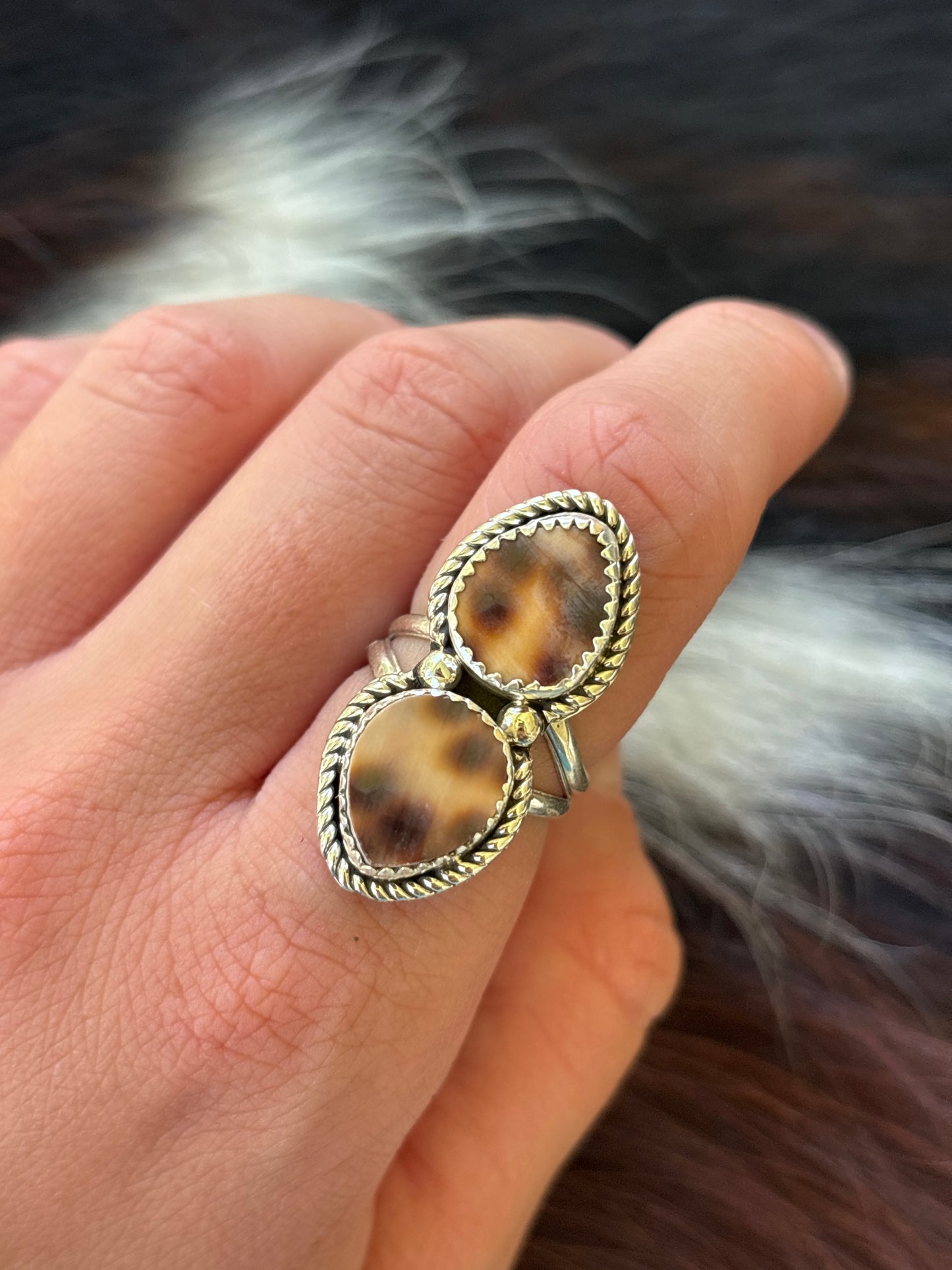 Native American, Hand-Made, Cowrie & Sterling Silver Ring